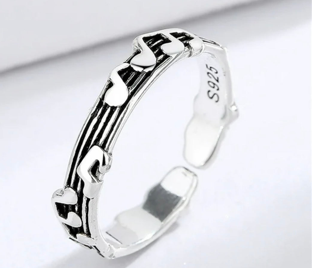 Music note adjustable Ring