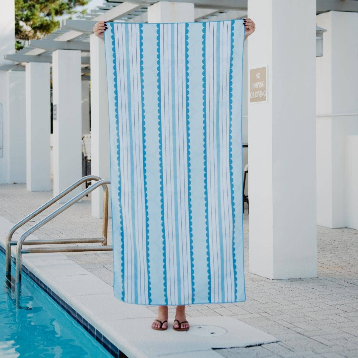Blue Bow Wholesale Microfiber Towel